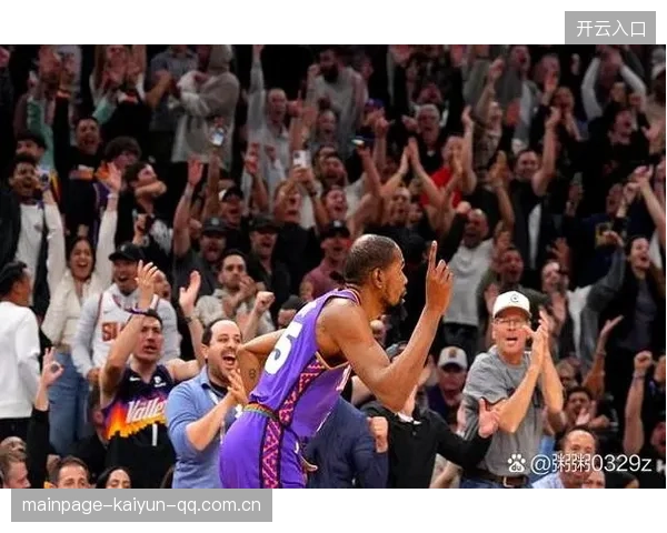 NBA季中交易大戏：三方交易震撼联盟